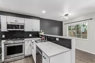 125 S 56th St, Mesa, AZ 85206 - Photo 11