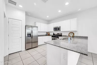 2340 W La Salle Street, Phoenix, AZ 85041 - Photo 7
