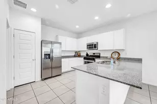 2340 W La Salle St, Phoenix, AZ 85041 - Photo 7