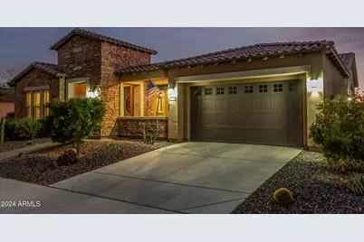 20945 W Hillcrest Boulevard, Buckeye, AZ 85396 - Photo 5