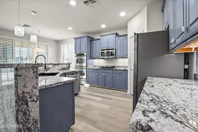 20652 N Donithan Way, Maricopa, AZ 85138 - Photo 7