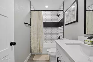 2341 W Laurel Ln, Phoenix, AZ 85029 - Photo 25