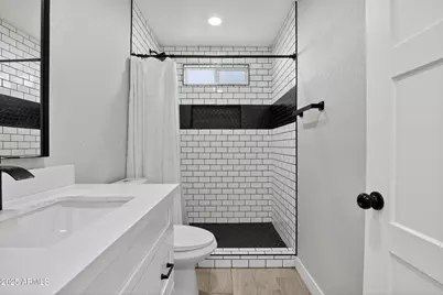 2341 W Laurel Lane, Phoenix, AZ 85029 - Photo 19