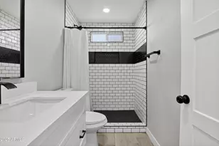 2341 W Laurel Ln, Phoenix, AZ 85029 - Photo 19