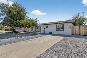 2341 W Laurel Ln, Phoenix, AZ 85029 - Photo 1