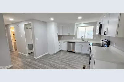 119 S 91st Place, Mesa, AZ 85208 - Photo 9