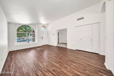 5344 W Oraibi Drive, Glendale, AZ 85308 - Photo 9