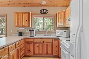 5124 Strawberry Ln, Happy Jack, AZ 86024 - Photo 17