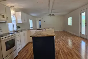 2233 E Behrend Dr, Phoenix, AZ 85024 - Photo 19