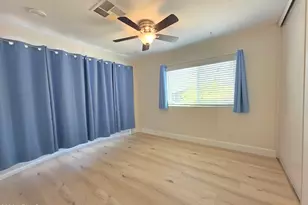 2233 E Behrend Dr, Phoenix, AZ 85024 - Photo 23