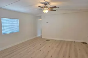 2233 E Behrend Dr, Phoenix, AZ 85024 - Photo 15