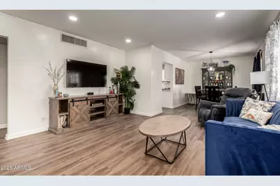 2418 W Greenbriar Drive, Phoenix, AZ 85023 - Photo 11