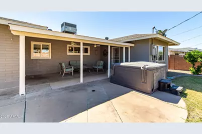 2418 W Greenbriar Drive, Phoenix, AZ 85023 - Photo 29