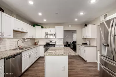 2418 W Greenbriar Drive, Phoenix, AZ 85023 - Photo 19