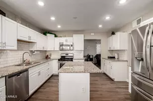 2418 W Greenbriar Dr, Phoenix, AZ 85023 - Photo 19