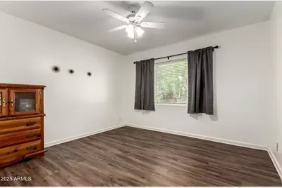 2418 W Greenbriar Drive, Phoenix, AZ 85023 - Photo 23