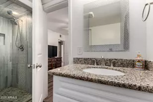 2418 W Greenbriar Dr, Phoenix, AZ 85023 - Photo 21