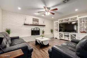 2418 W Greenbriar Dr, Phoenix, AZ 85023 - Photo 5