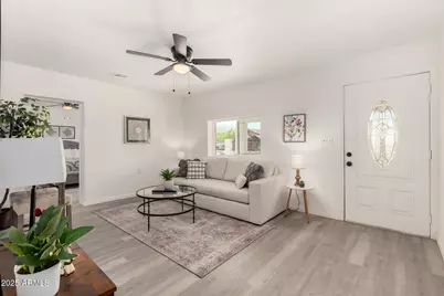 122 E Ash Avenue, Casa Grande, AZ 85122 - Photo 1