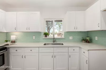 122 E Ash Avenue, Casa Grande, AZ 85122 - Photo 17