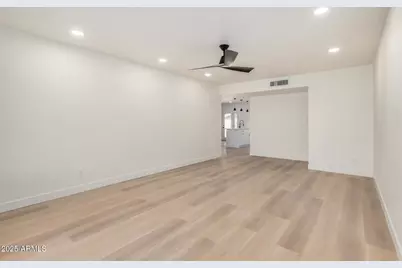 2501 E Pebble Beach Drive, Tempe, AZ 85282 - Photo 11