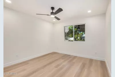 2501 E Pebble Beach Drive, Tempe, AZ 85282 - Photo 21