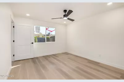 2501 E Pebble Beach Drive, Tempe, AZ 85282 - Photo 23