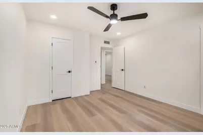 2501 E Pebble Beach Drive, Tempe, AZ 85282 - Photo 25