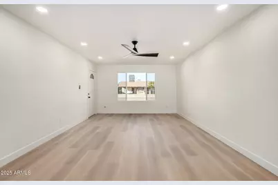 2501 E Pebble Beach Drive, Tempe, AZ 85282 - Photo 9