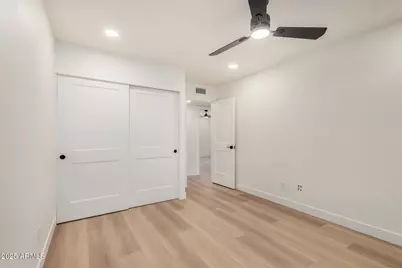 2501 E Pebble Beach Drive, Tempe, AZ 85282 - Photo 31