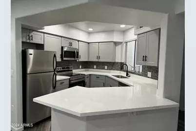 3848 N 3rd Avenue #2032, Phoenix, AZ 85013 - Photo 1