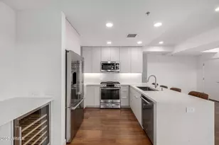 7161 E Rancho Vista Dr, Scottsdale, AZ 85251 - Photo 5