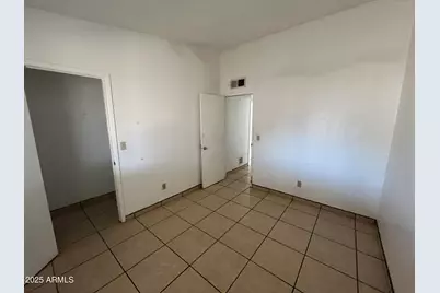 8658 W Earll Drive, Phoenix, AZ 85037 - Photo 13