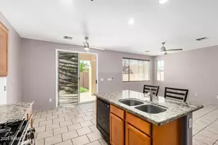 3911 E Pollack St, Phoenix, AZ 85042 - Photo 13