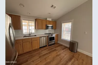 10960 N 67th Avenue #118, Glendale, AZ 85304 - Photo 11