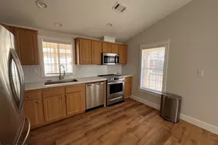 10960 N 67th Ave, Glendale, AZ 85304 - Photo 11