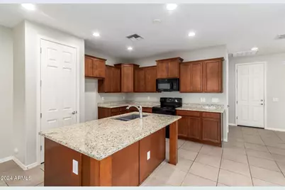 2511 S Entwistle Street, Gilbert, AZ 85295 - Photo 19