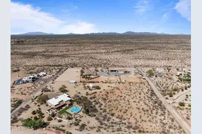 20910 W Cattle Iron Drive, Wickenburg, AZ 85390 - Photo 59