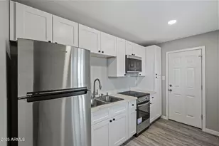 1940 W Amelia Ave, Phoenix, AZ 85015 - Photo 11