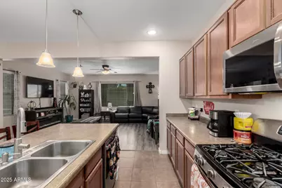 40967 W Bedford Drive, Maricopa, AZ 85138 - Photo 15