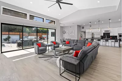 6715 E Montecito Avenue, Scottsdale, AZ 85251 - Photo 13