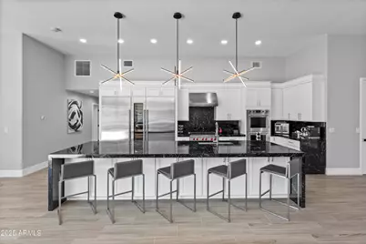 6715 E Montecito Avenue, Scottsdale, AZ 85251 - Photo 1