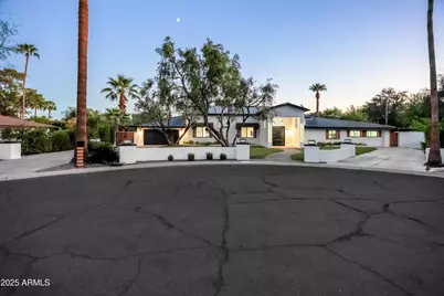 6715 E Montecito Avenue, Scottsdale, AZ 85251 - Photo 1