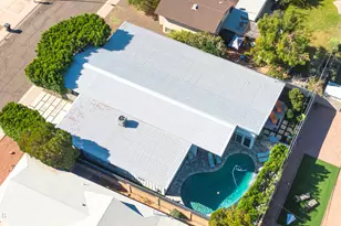 8614 E Berridge Ln, Scottsdale, AZ 85250 - Photo 35