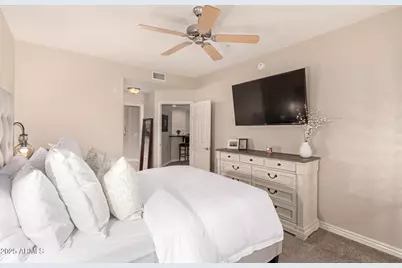 5350 E Deer Valley Drive #1259, Phoenix, AZ 85054 - Photo 11