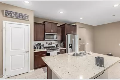 40550 W Hillman Drive, Maricopa, AZ 85138 - Photo 9