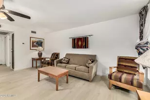 886 W Galveston St, Chandler, AZ 85225 - Photo 9