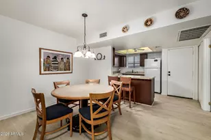 886 W Galveston St, Chandler, AZ 85225 - Photo 11