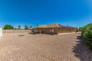 9870 W Comstock Ct, Sun City, AZ 85373 - Photo 35