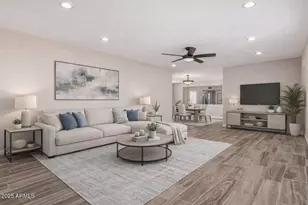 9870 W Comstock Ct, Sun City, AZ 85373 - Photo 5